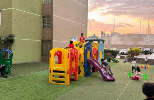 Comas Apartment | Cozy apartment close to Mall Plaza and the metro
