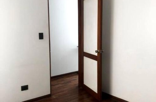 Santiago de Surco Apartment | Cuarto por la embajada de EEUU