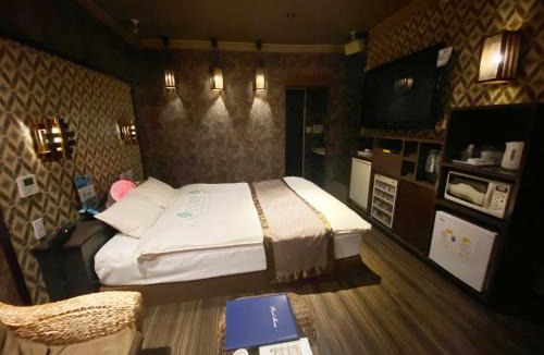 Sumino Hotel | CURE