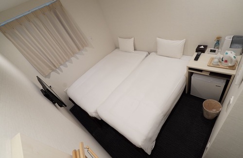Ichikawa Hotel | Cvs Bay Hotel Annex
