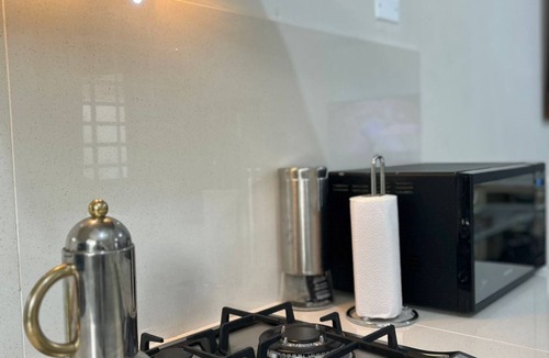 Jaen Apartment | Dúplex vista al parque , cochera, aire acondicionado