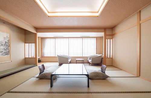 Nihommatsu Hotel | Dake Onsen Nagame no Yakata Kounkaku