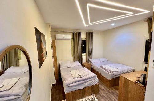 Giza Bed & Breakfast | Desert Star Pyramids View INN