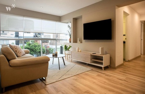 Miraflores Apartment | Designer 2BR in Miraflores