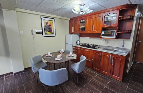 Primavera Ski Chalet | Detached House Near Downtown on the Second Floor - Los Profesionales