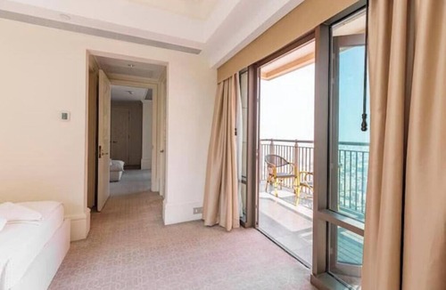 Qasr an-Nil Apartment | DHB STAYS - St. Regis 2BR Partial Nile View Apt