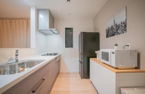 Suminoe Villa | Direct to Namba! 静和 旅タイム粉滨 玉出駅徒歩4分 3階建て一棟貸切 4LDK 最大8名