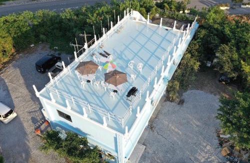 Motobu Hostel | DO PI-CAN