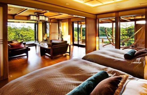 Noto-cho Hotel | Dokutsuburo no Yado Hyakurakuso