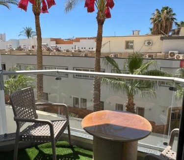 Corniche Road-Dahar Apartment | Domi Chalet