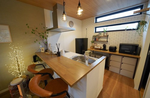 Saeki Ward Hotel | Double bed room 12 people - Garage House Hotel ISHIUCHI BASE 01/Hiroshima Hiroshima