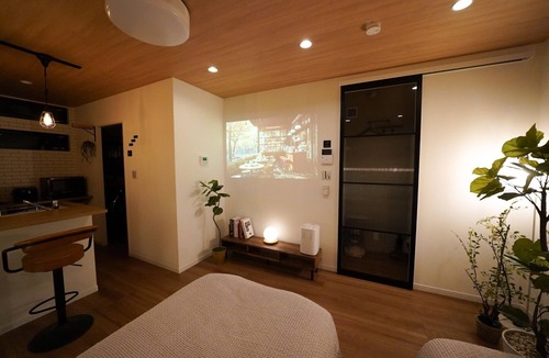 Saeki Ward Hotel | Double bed room 12 people - Garage House Hotel ISHIUCHI BASE 01/Hiroshima Hiroshima