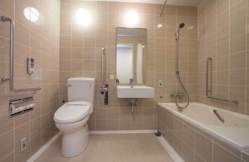 Higashimachi Hotel | DoubleTree by Hilton Naha
