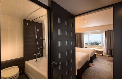 Okinawa Hotel | DoubleTree by Hilton Naha Shuri Castle