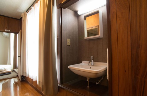 Yunoura Onsen House | DOUGO-YADO Guest House