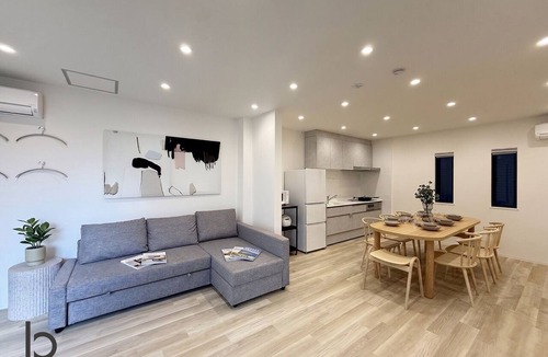 Hiroshima City Centre House | EIGHT VILLA KAMINOBORI