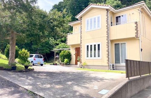 Oyama-cho Apartment | El Bosque