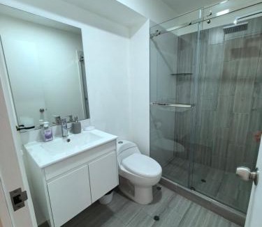 San Miguel Apartment | Elegante Departamento vista al mar en Lima