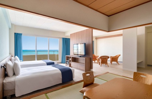 Shimajiri District Hotel | EN RESORT Kumejima EEF Beach Hotel