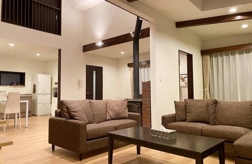 Miyota House | Entire building available Honors Hill 9 K4 P/Kitasakugun Nagano