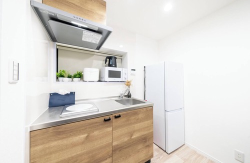 Higashitateishi House | [Entire House Rental · Up to 10 Guests] 5 Beds | 2 Bathrooms, 2 Toilets | Fully Renovated House | 6 minutes to Tokyo Skytree, 10 minutes to Asakusa | 9 minutes to Keisei Tateishi Station | Convenient Airport Access | High-Speed Wi-Fi