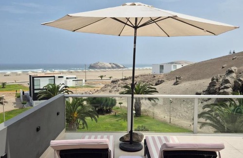 Cerro Azul House | Espectacular casa de playa a estrenar con vistas al mar