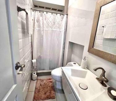 San Isidro Apartment | Excelente ubicación cerca al Golf y El Olivar!