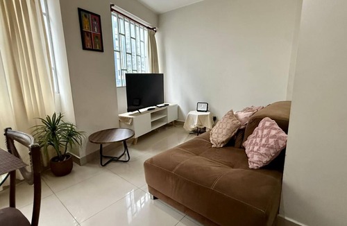 Leuro Apartment | Exclusive 3BR Ocean Breeze Haven