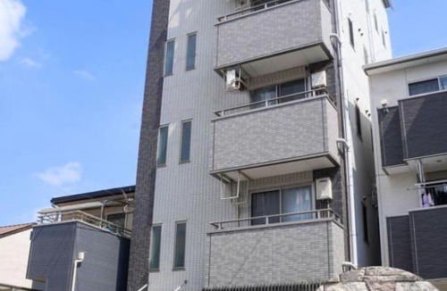 Higashinari Apartment | F HOUSE Os Residence D3