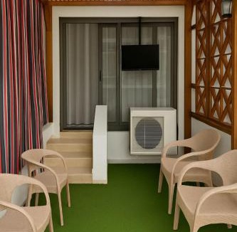 Al-Manasrah Ski Chalet | Family-Friendly Stays at Porto Said Chalets