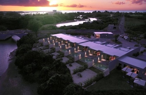 Miyakojima Hotel | Feliz Villa Suite Irabu Island Nagahama Bay