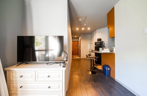 Minami Condo | Few Days Condominium