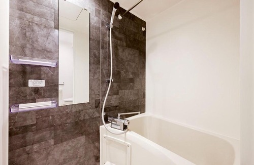Honmachi Apartment | FL Residence Jingu Gyoen IV
