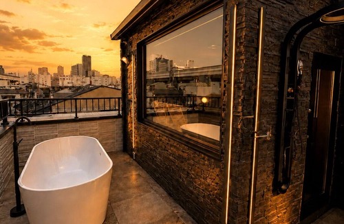 Fukushima Condo | Flam Hotel Luxury Penthouse Osaka | Sauna & Rooftop Terrace Near USJ