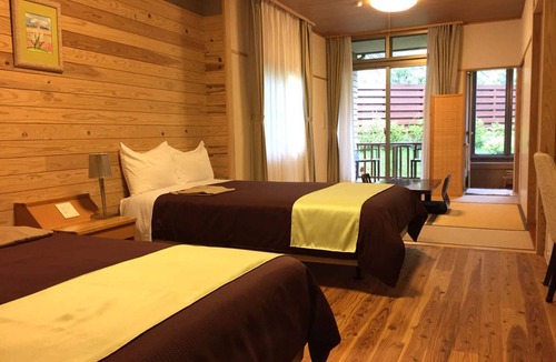 Aira Hotel | Fontana No Oka Kamo