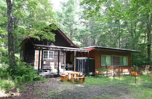 Tsumagoi House | Forest Twin Cabin