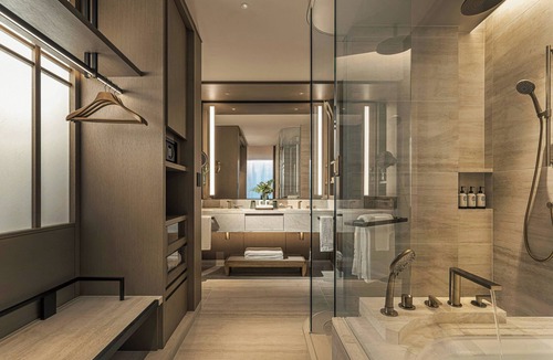 Chuo Hotel | Four Seasons Hotel Tokyo at Marunouchi