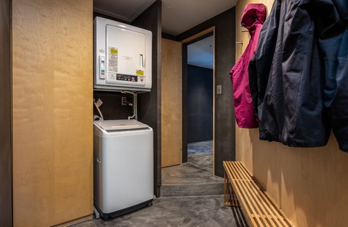 Niseko Hotel | Foxwood B by H2 Life