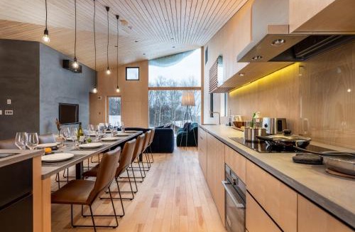 Niseko Villa | Foxwood B by H2 Life