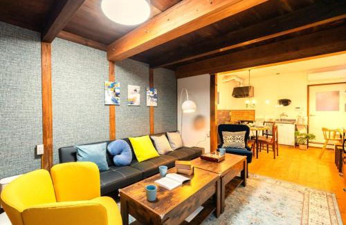 Fukuoka House | Fukuoka Meinohama Designer Holiday Home, Entire Rental up to 18 Guests