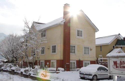 Fujikawaguchiko Hotel | Gasthof Melange