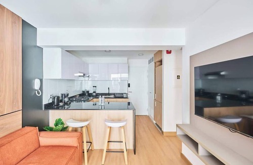 Barranco Apartment | Geko| Cool 1BR w/Balcony in Barranco