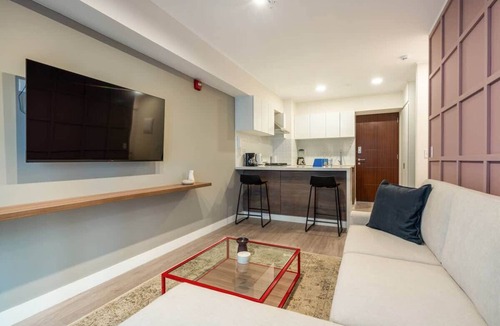 Barranco Apartment | Geko | Delightful 1BR w/Pool in heart of Barranco