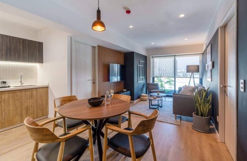 Reducto Apartment | Geko l Serene 2BR Apartment Near the Malecón