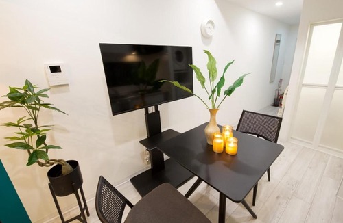 Maejima Apartment | Girasol 201