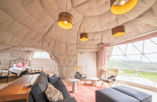 Futtsu Villa | GLAMPROOK Futtsu BRISTOL HILL