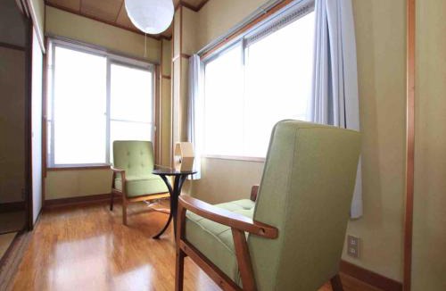 Higashinari Apartment | GORAKU Shinfu-kae