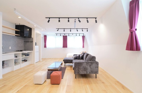 Shinjuku Apartment | Grand Maison Natsumesaka by Tranova