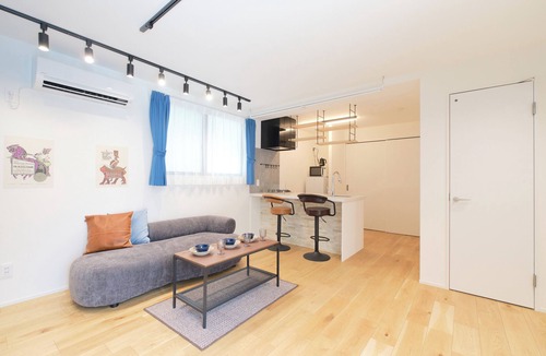 Shinjuku Apartment | Grand Maison Natsumesaka by Tranova
