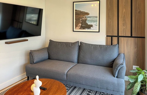 San Isidro Apartment | Gray By Wynwood House